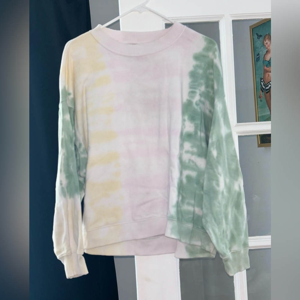 Pastel crewneck loose fit